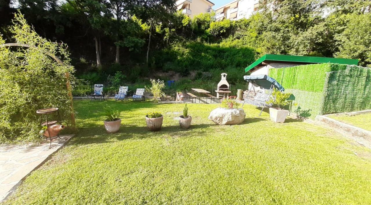 Casa Della Nonna Appartement Abbadia Lariana Buitenkant foto