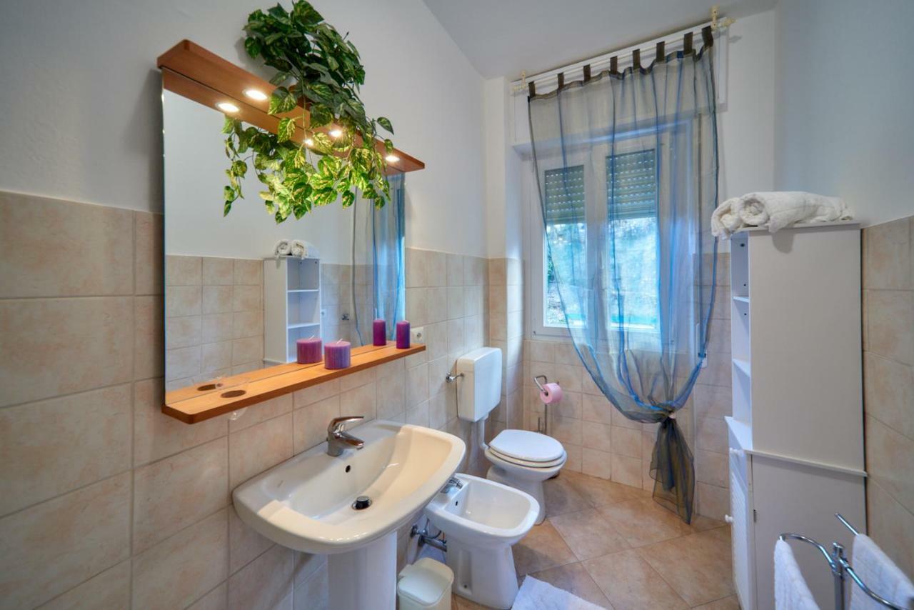 Casa Della Nonna Appartement Abbadia Lariana Buitenkant foto